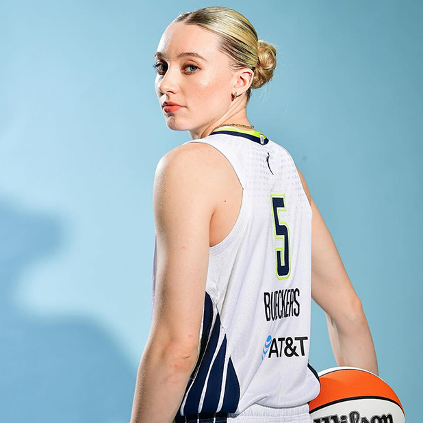 pb01 Paige Bueckers