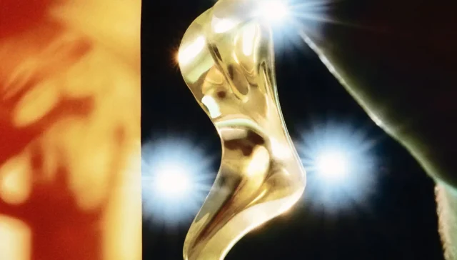 07ST MOSTSTYLISH 2025 tmwc superJumbo Paige Bueckers